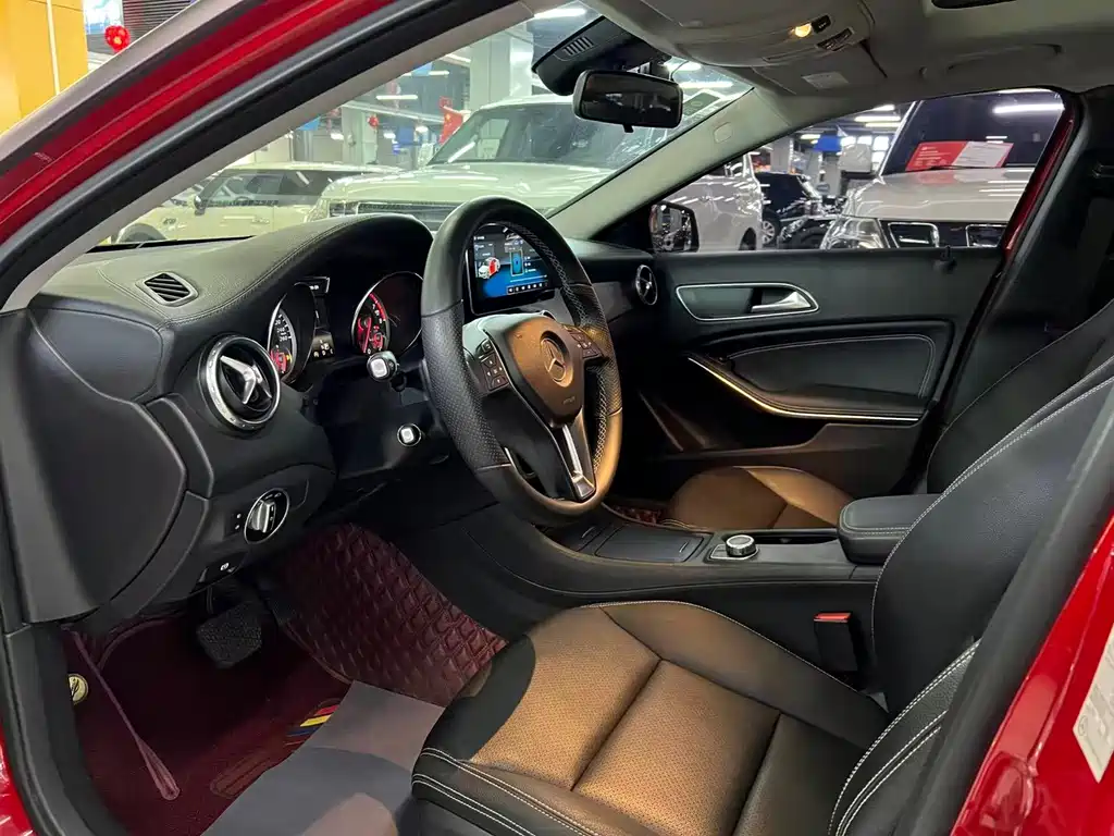 Mercedes-Benz GLA — миниатюра 8