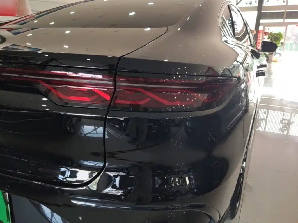 BYD Han — миниатюра 8