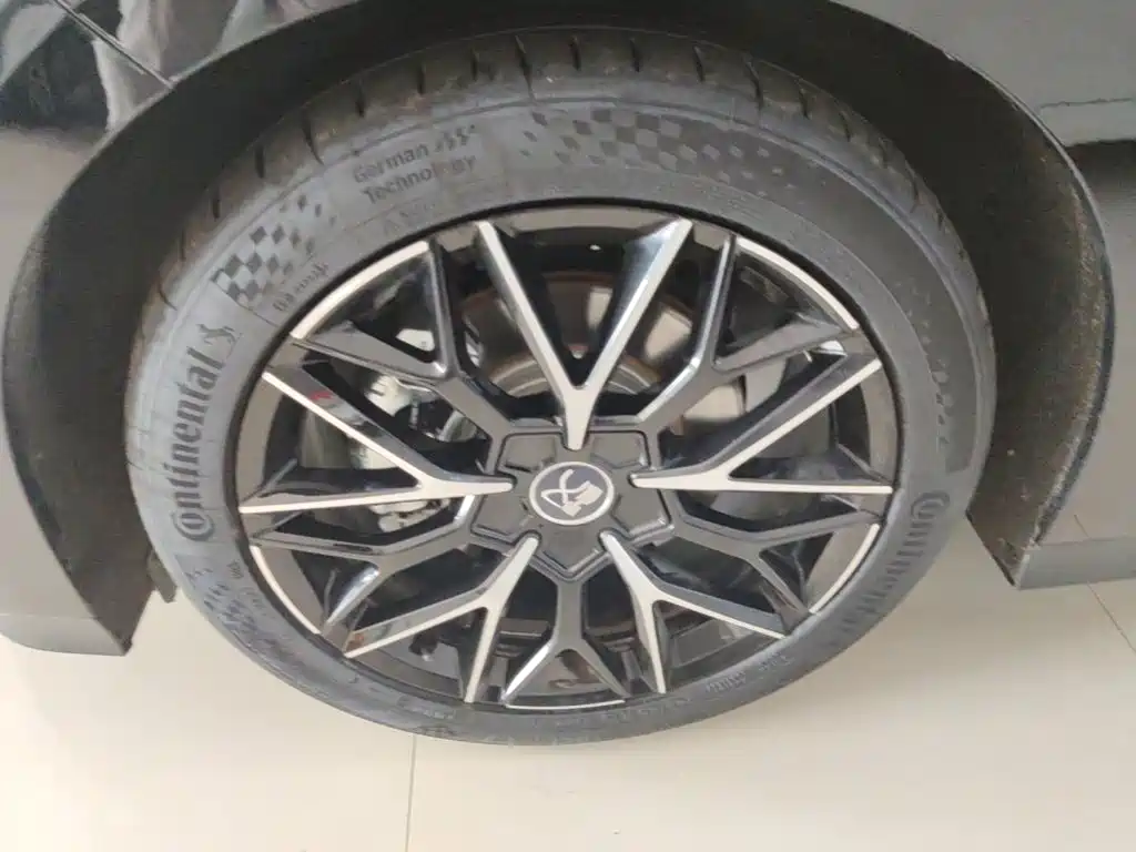BYD Han — миниатюра 23