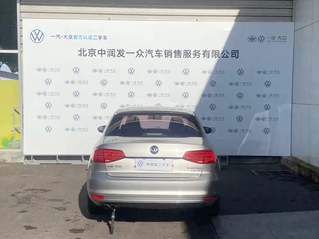 Volkswagen Sagitar — миниатюра 14