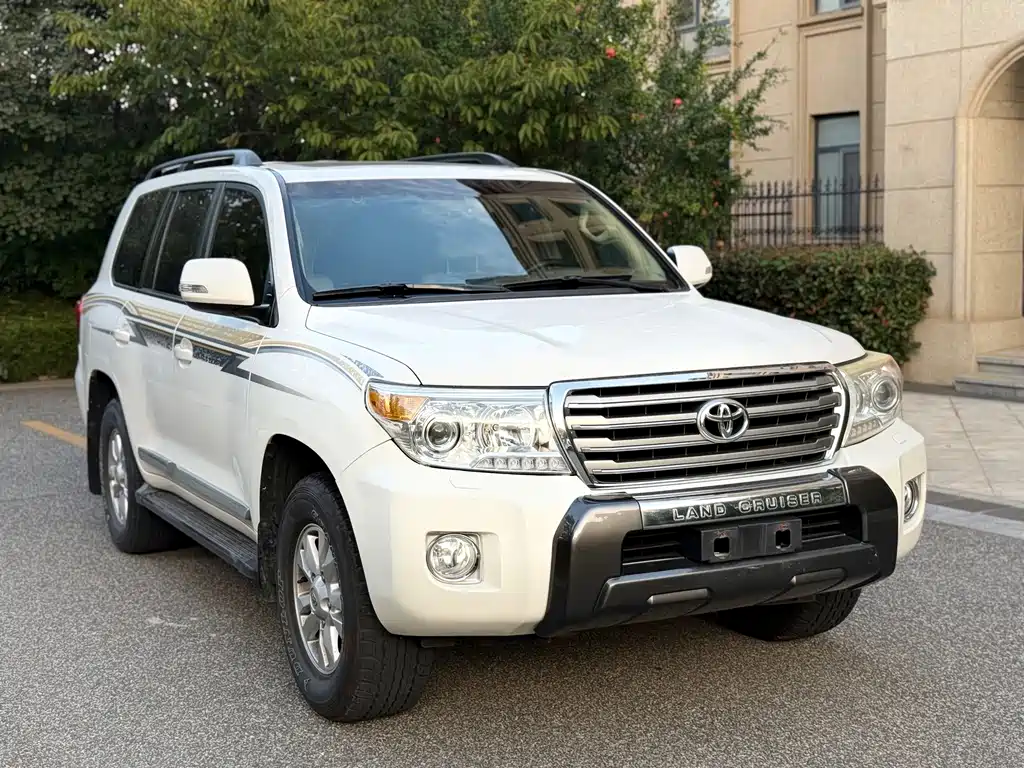 Toyota Land Cruiser — миниатюра 3