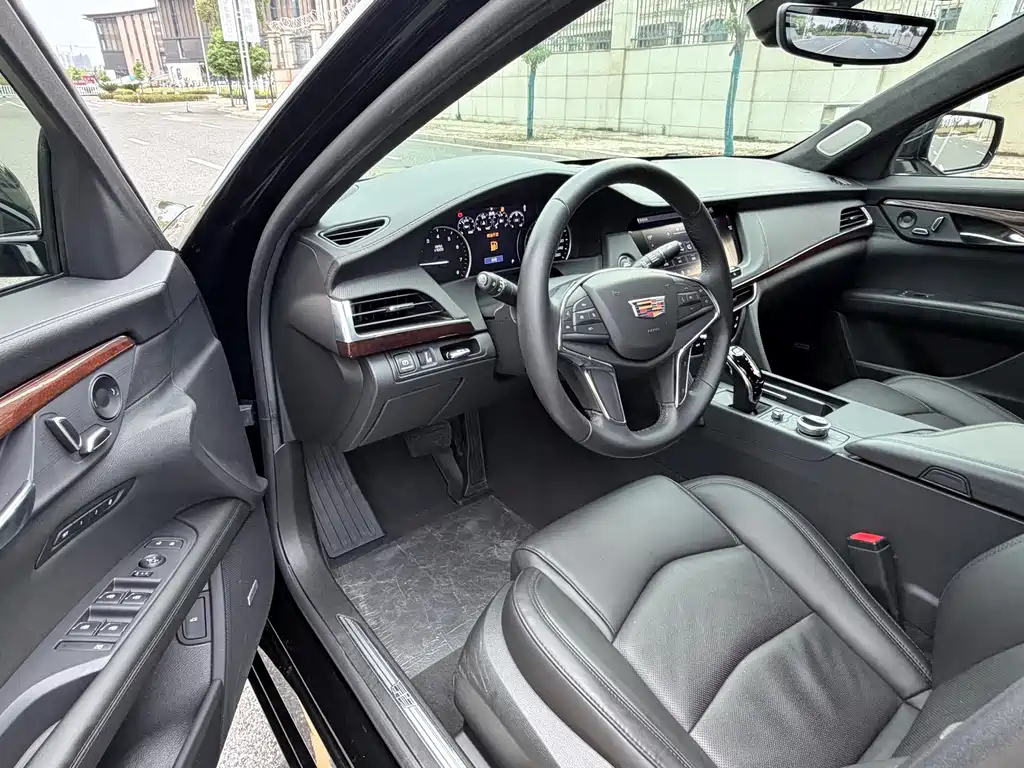 Cadillac CT6 — миниатюра 7