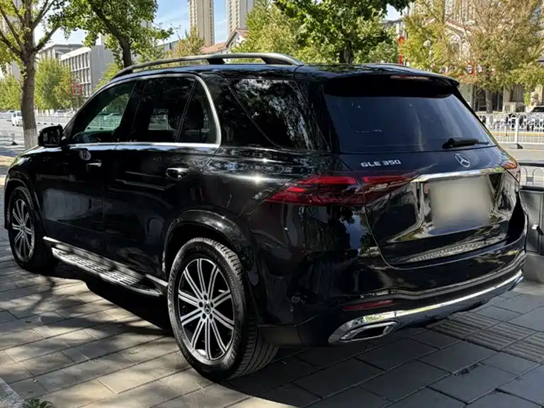 Mercedes-Benz GLE (Import) — миниатюра 7