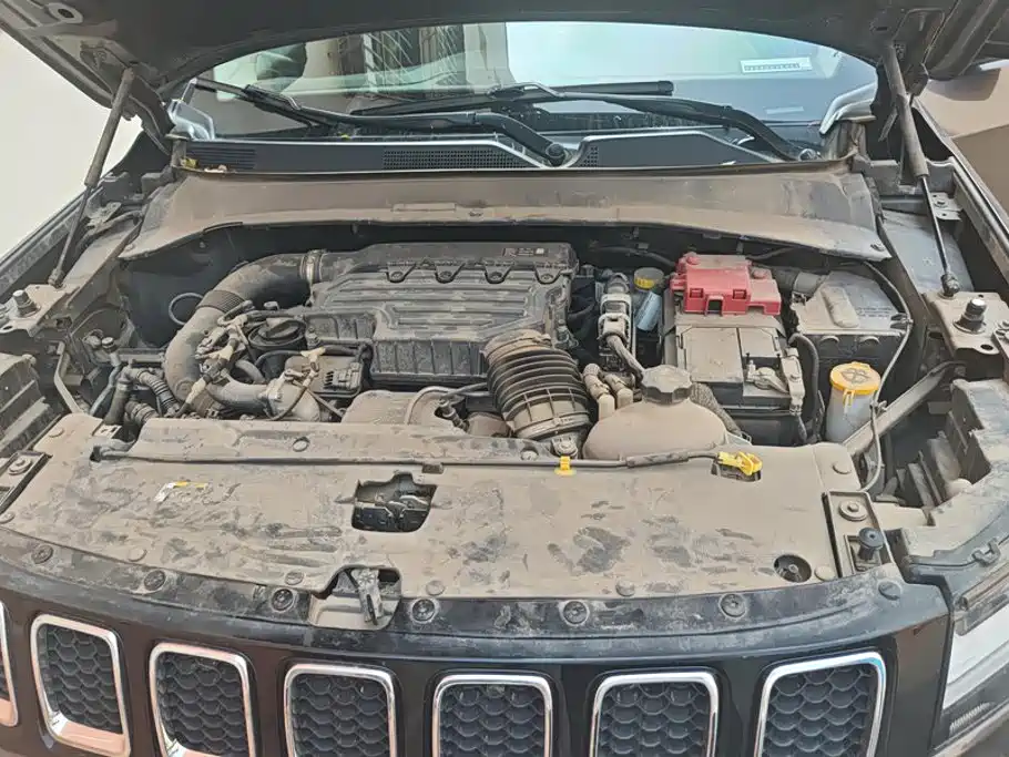 Jeep Compass — миниатюра 10