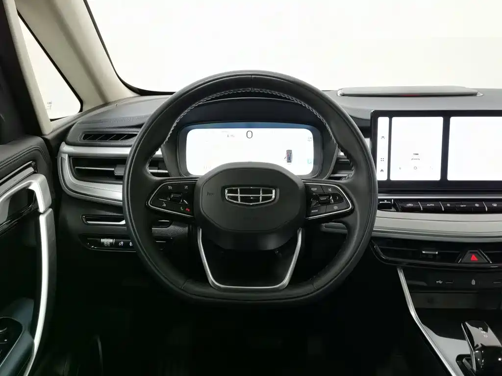 Geely Jia Ji — миниатюра 11