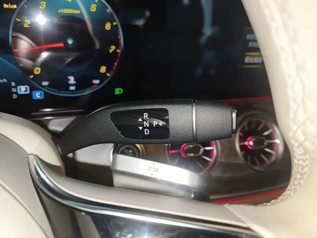 Mercedes-Benz CLS — миниатюра 14