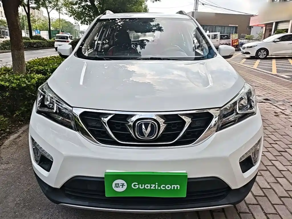 Changan CS15 — миниатюра 3