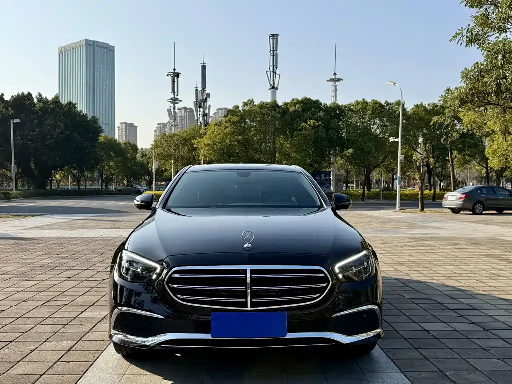 Mercedes-Benz E-Class E 2023 E 300 L Luxury