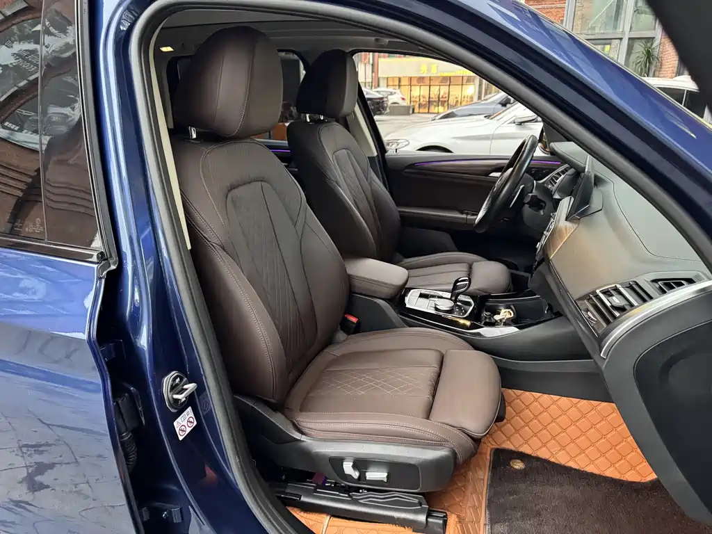 BMW X3 — миниатюра 21