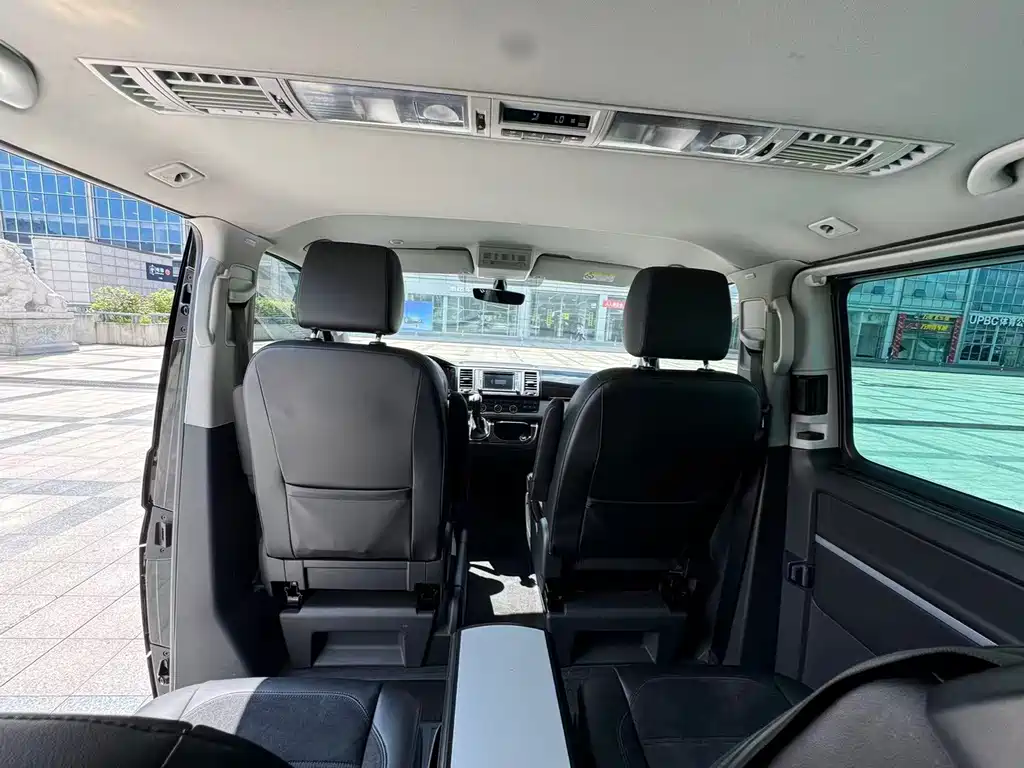 Volkswagen Multivan 2.0TSI 4WD Premium Edition 7 seats, фото 12