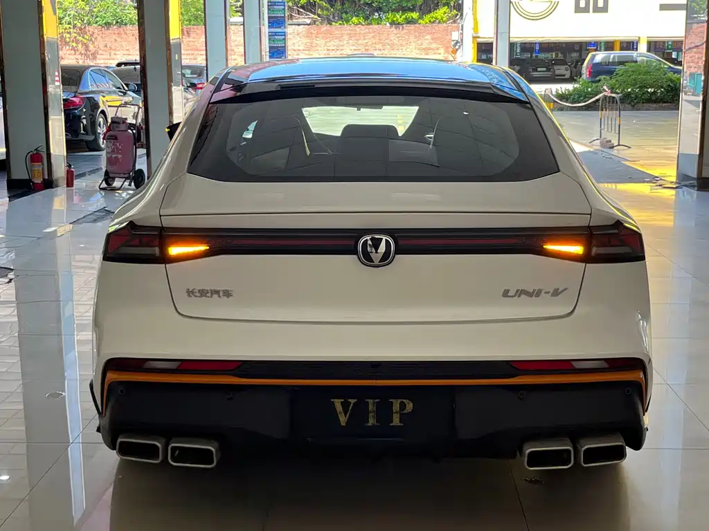 Changan UNI-V — миниатюра 8