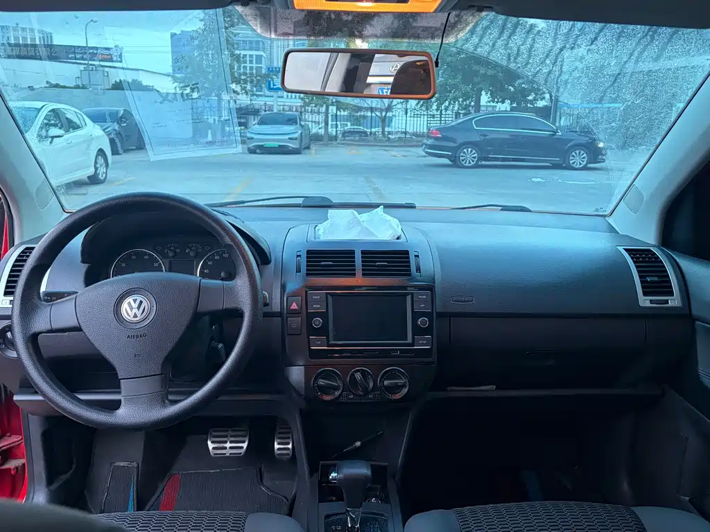 Volkswagen Polo — миниатюра 7