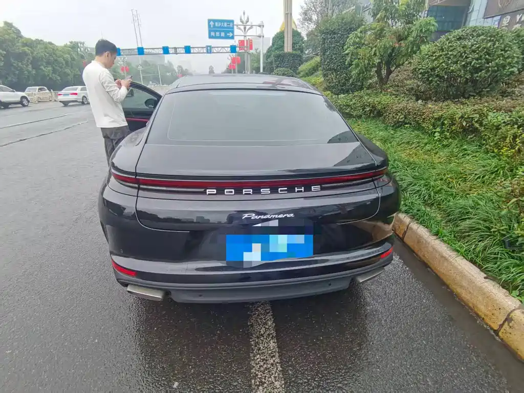 Porsche Panamera — миниатюра 4