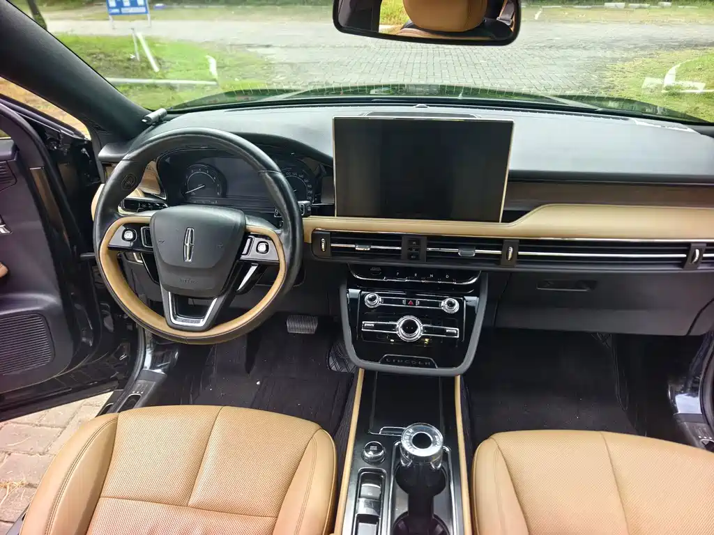 Lincoln Corsair — миниатюра 14