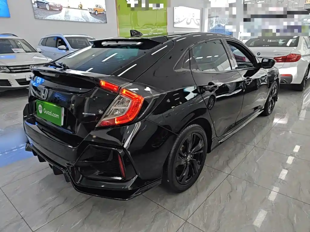 Honda Civic — миниатюра 7