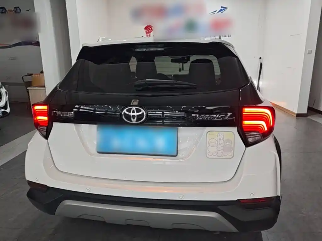 Toyota Yaris L — миниатюра 6