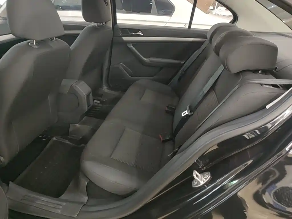 Volkswagen Lavida — миниатюра 17