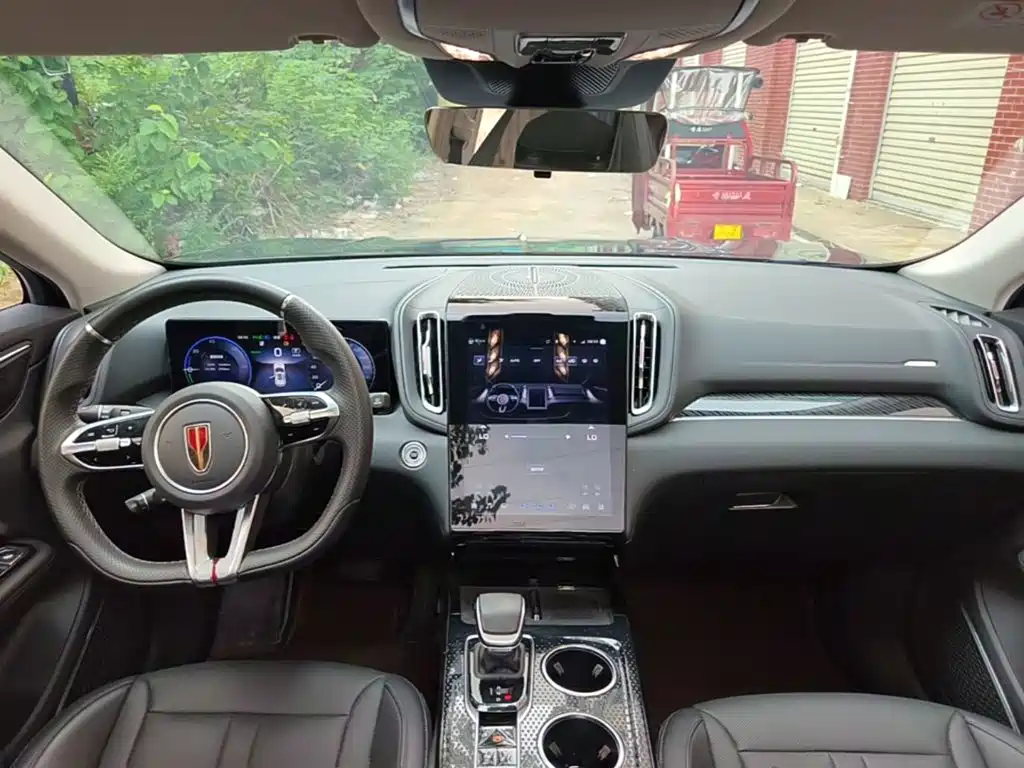 Hongqi Hongqi HS3 PHEV — миниатюра 10
