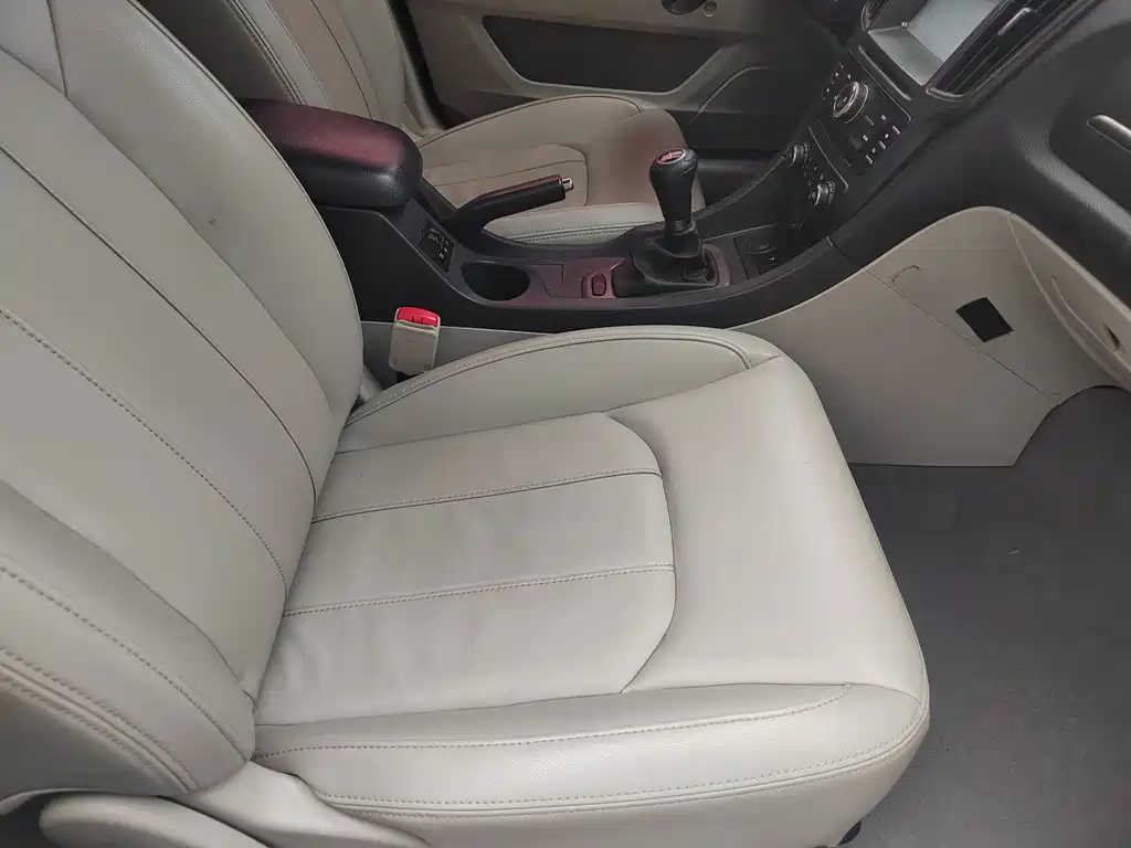 BAIC Senova D50 — миниатюра 3