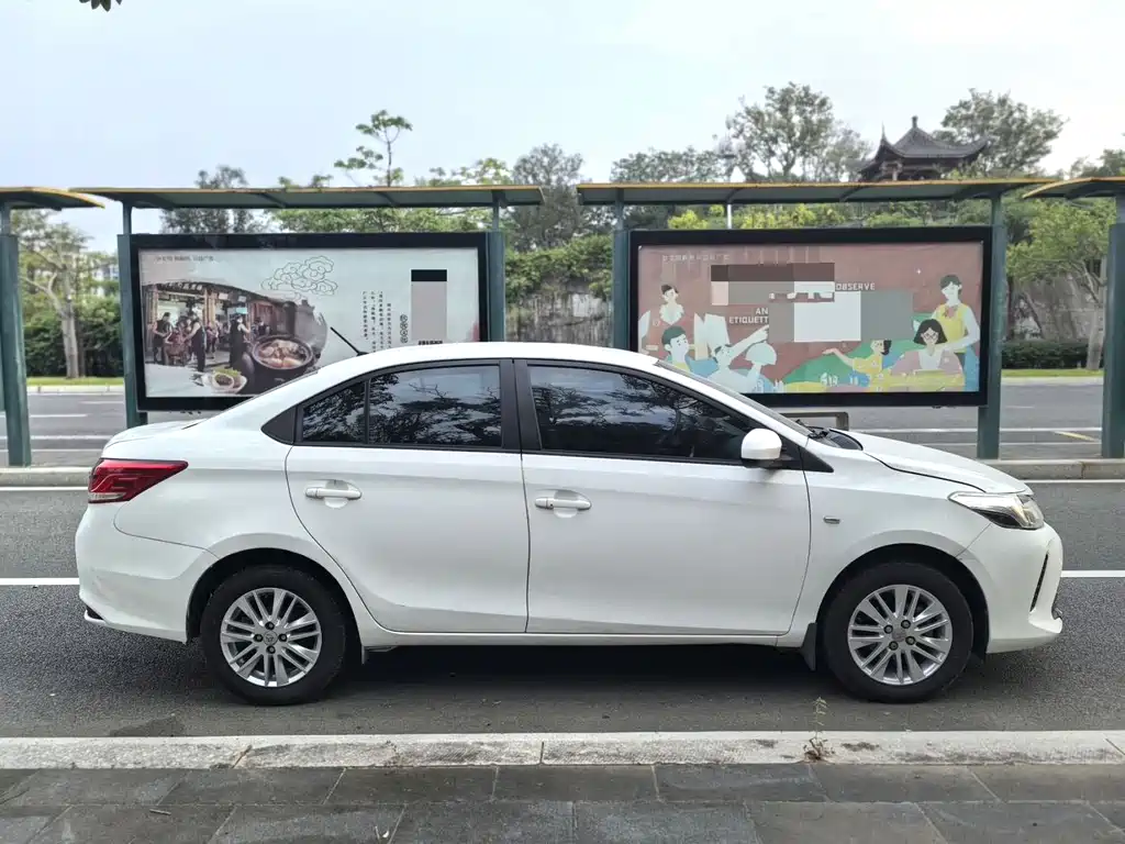 Toyota Vios — миниатюра 25