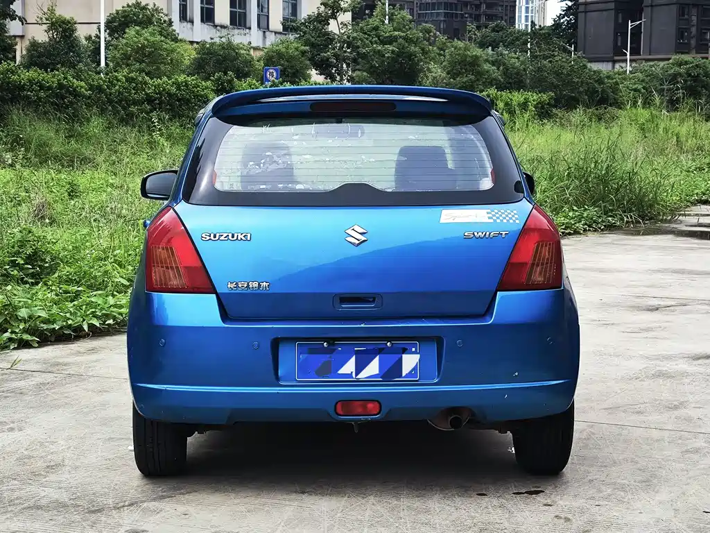 Suzuki Swift — миниатюра 4
