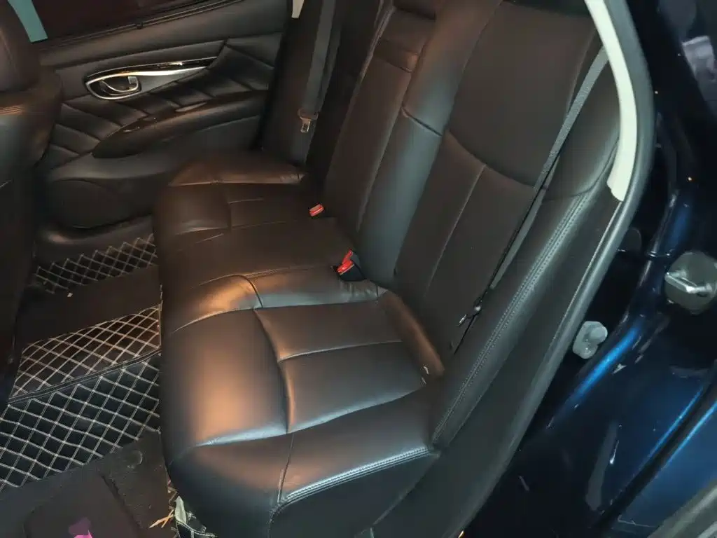 Infiniti Q70 — миниатюра 15