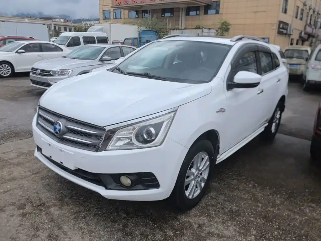 Venucia T70 — миниатюра 2