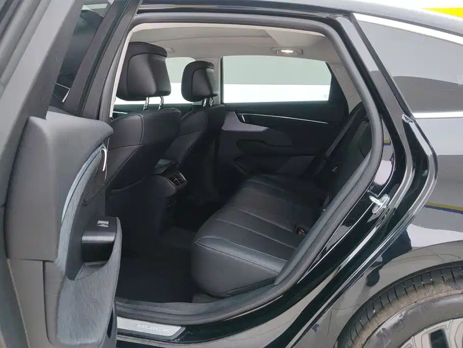 Buick LaCrosse — миниатюра 11