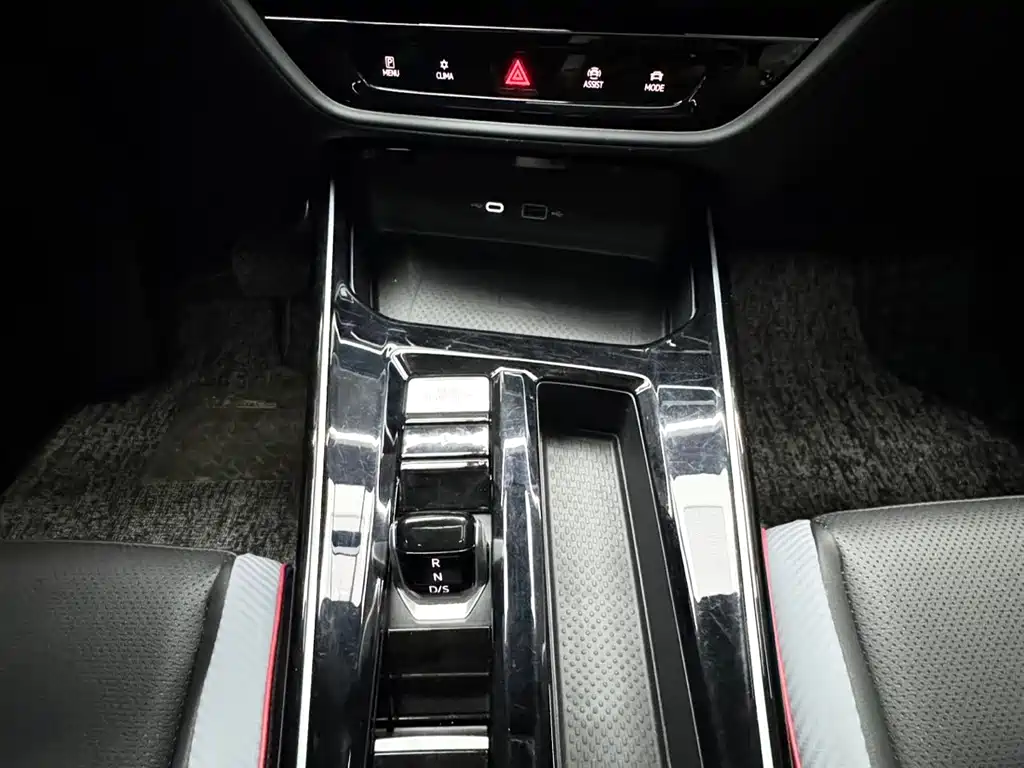 Volkswagen Lamando — миниатюра 14