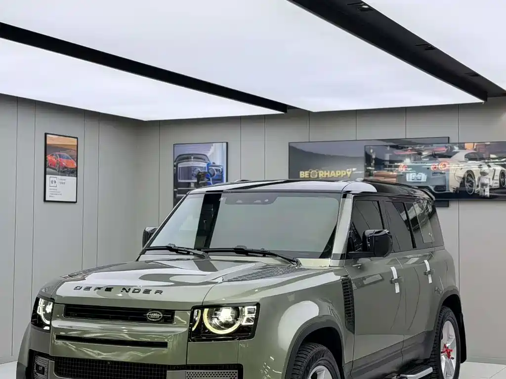 Land Rover Defender 2022