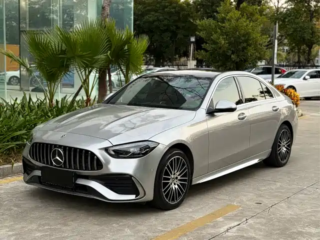 MERCEDES BENZ C CLASS