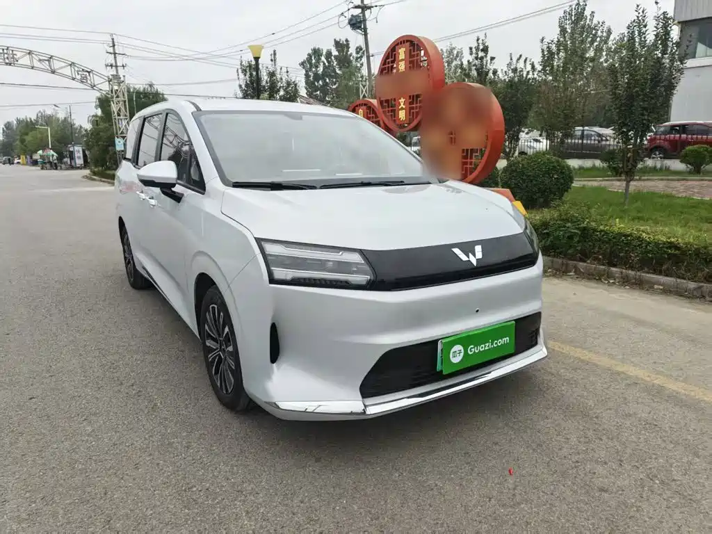 Wuling Xingguang 730 New Energy — миниатюра 4