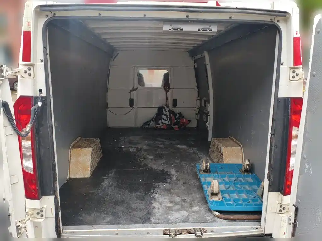 Foton Zhilan Genie E7 — миниатюра 15