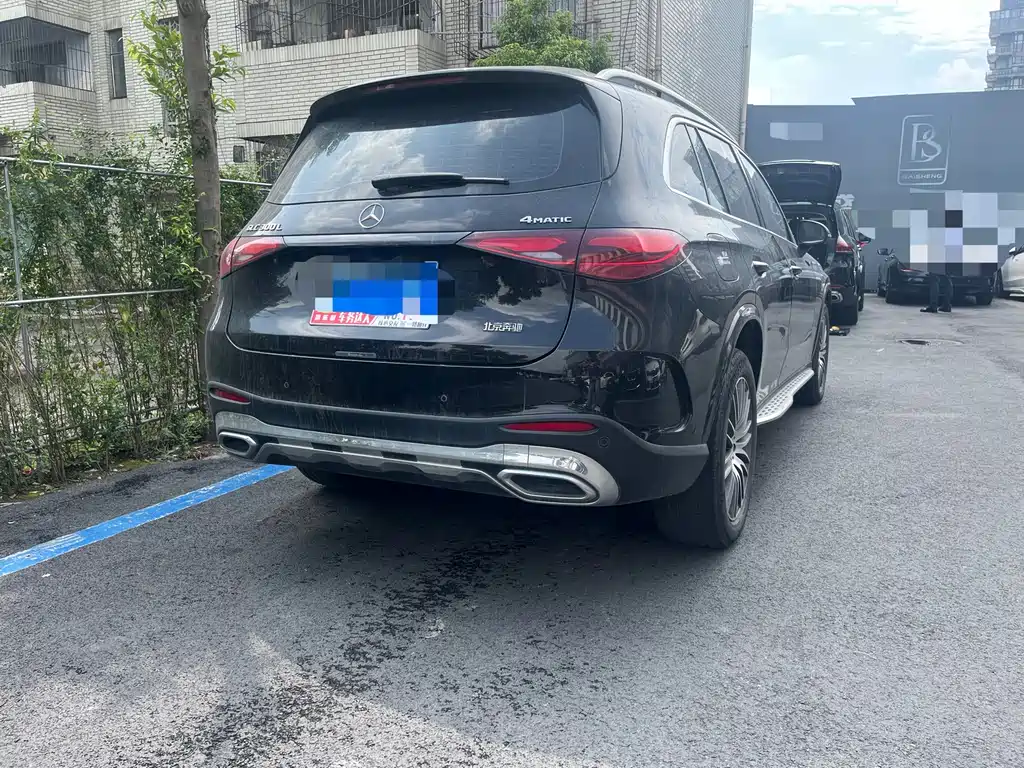 Mercedes-Benz GLC — миниатюра 8