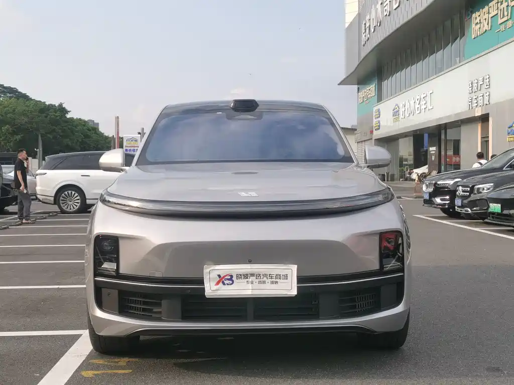 Li Auto Li L9 — миниатюра 2