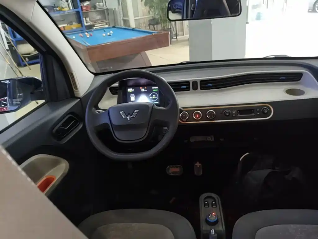 Wuling MINIEV — миниатюра 11
