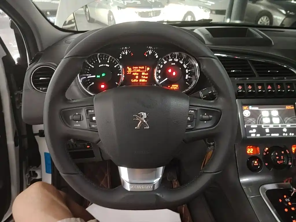 Peugeot 3008 — миниатюра 11