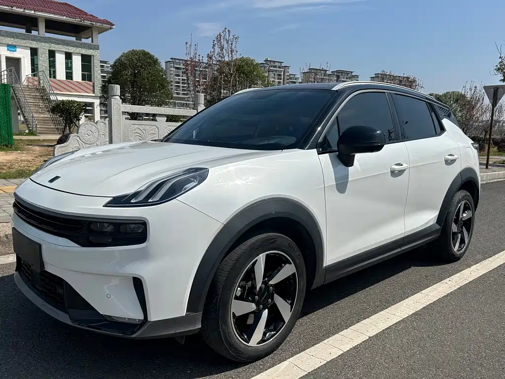 Lynk & Co 06 2021