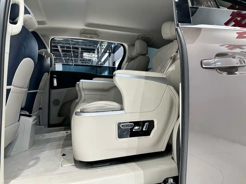 Buick GL8 — миниатюра 14