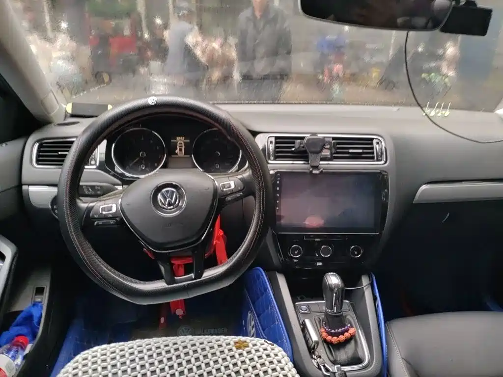 Volkswagen Sagitar — миниатюра 6
