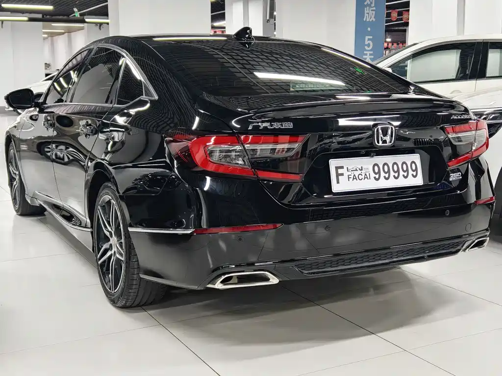Honda Accord — миниатюра 4