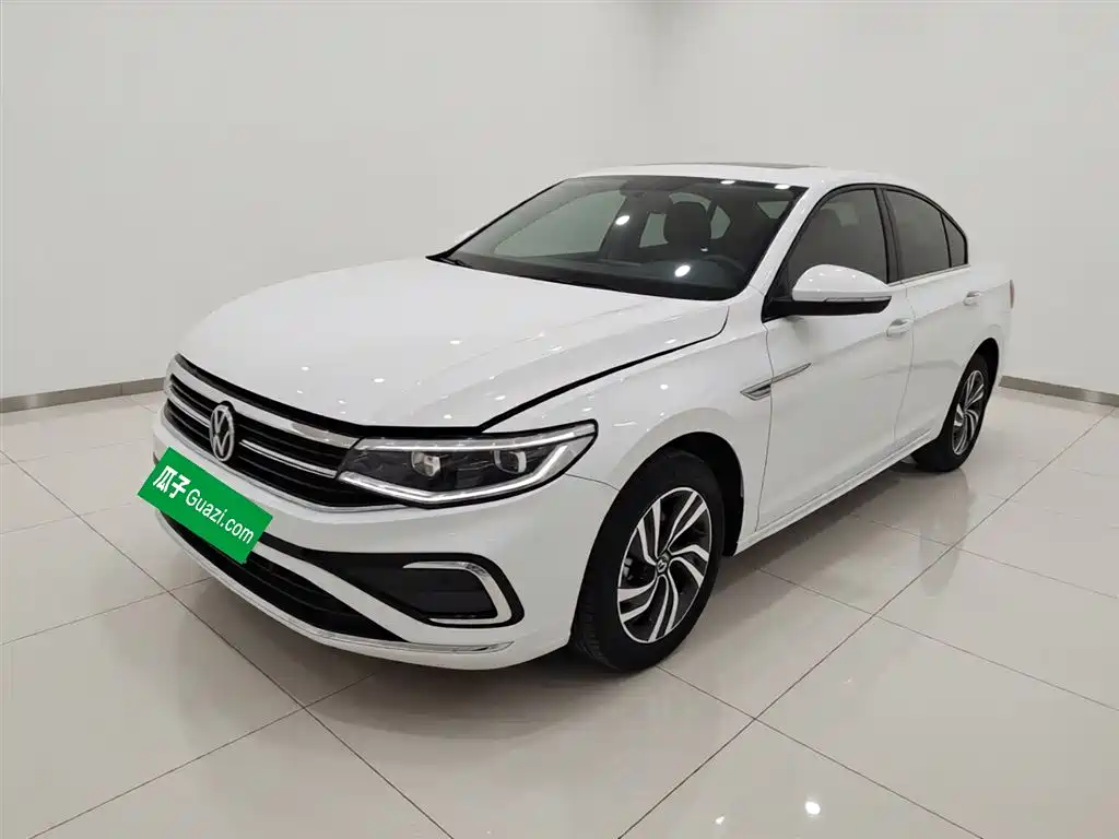 Volkswagen Bora 2023