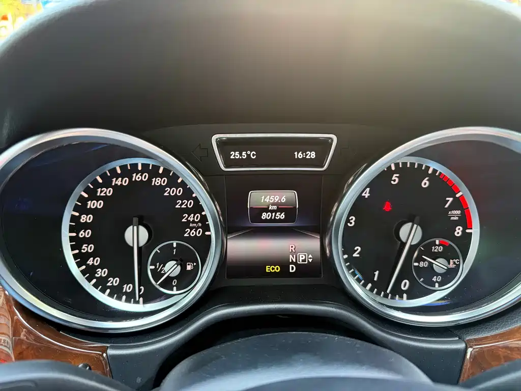 Mercedes-Benz M-Class — миниатюра 26