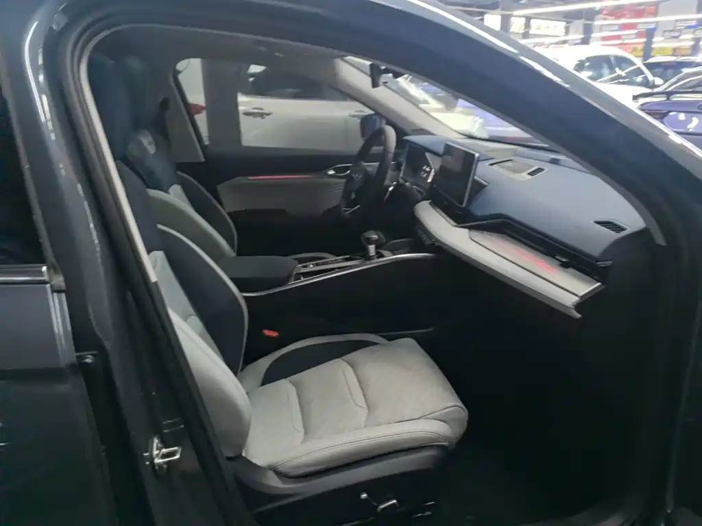 Geely Xingrui — миниатюра 25