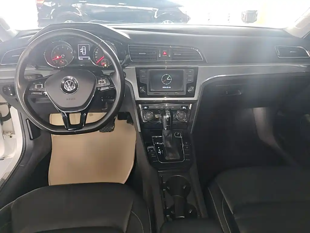 Volkswagen Lamando 2017 280TSI DSG Comfort