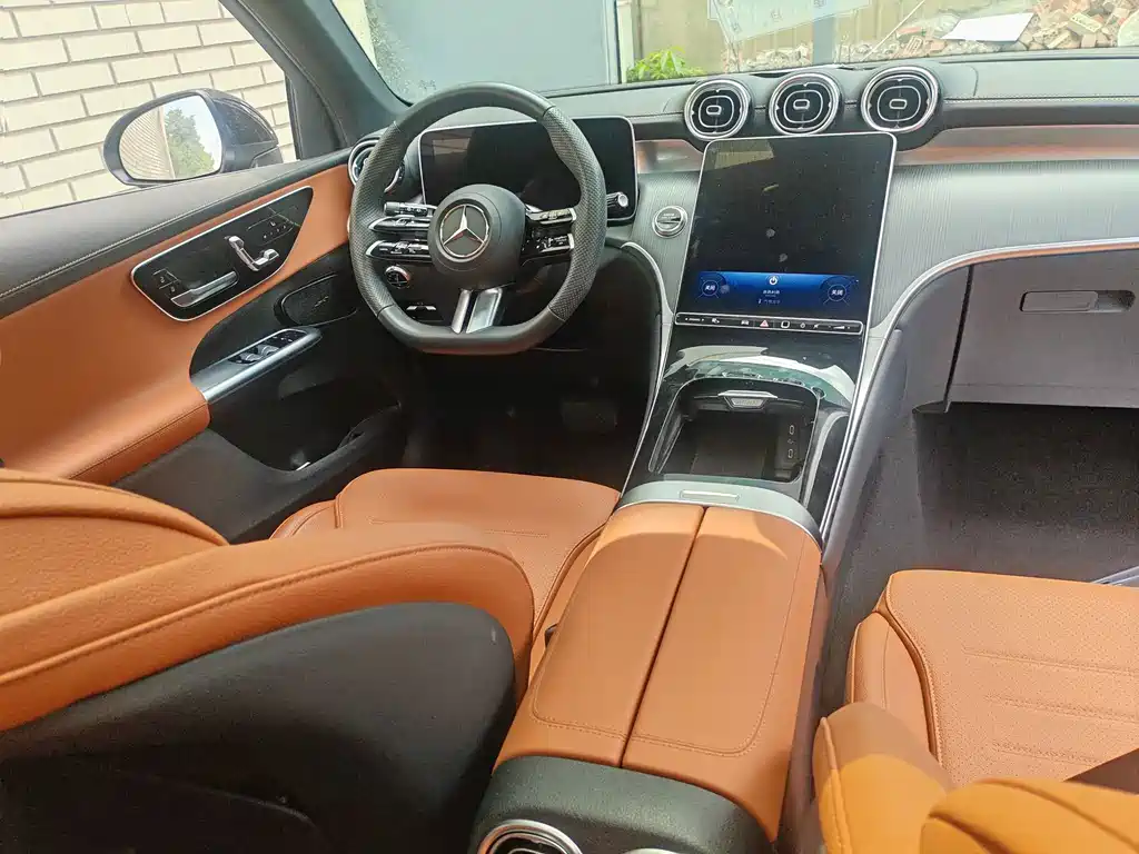Mercedes-Benz GLC — миниатюра 3
