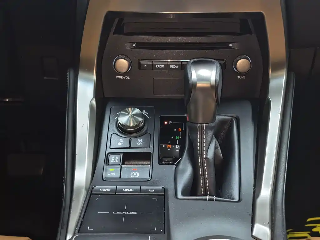 Lexus NX — миниатюра 29