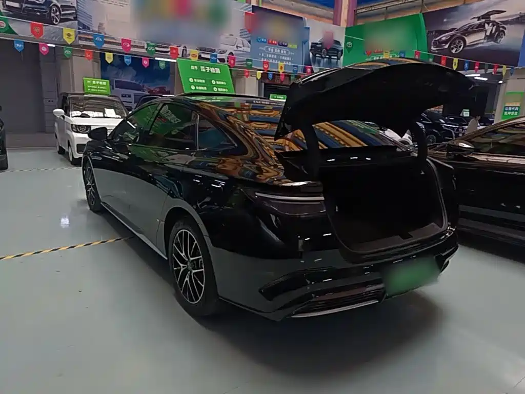 BYD Seal — миниатюра 5