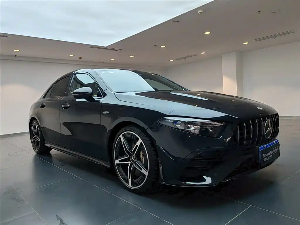 MERCEDES-BENZ A CLASS AMG