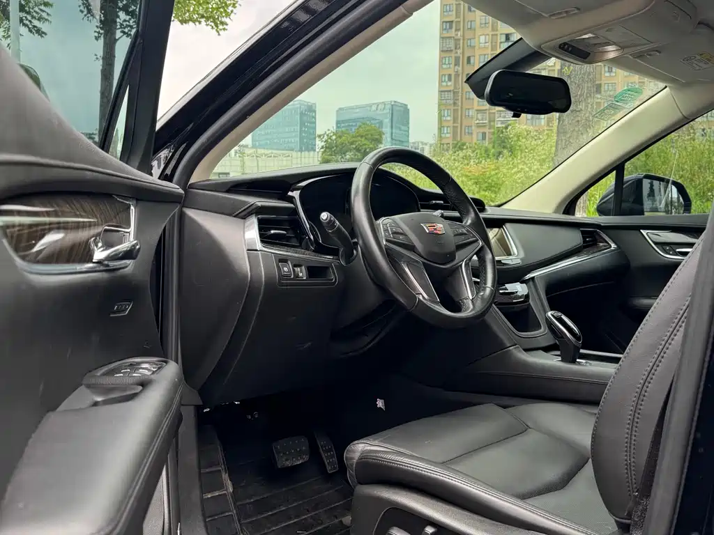 Cadillac XT5 2018 28T Luxury